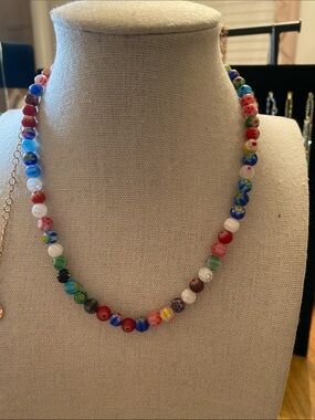Plunder multicolor beaded necklace